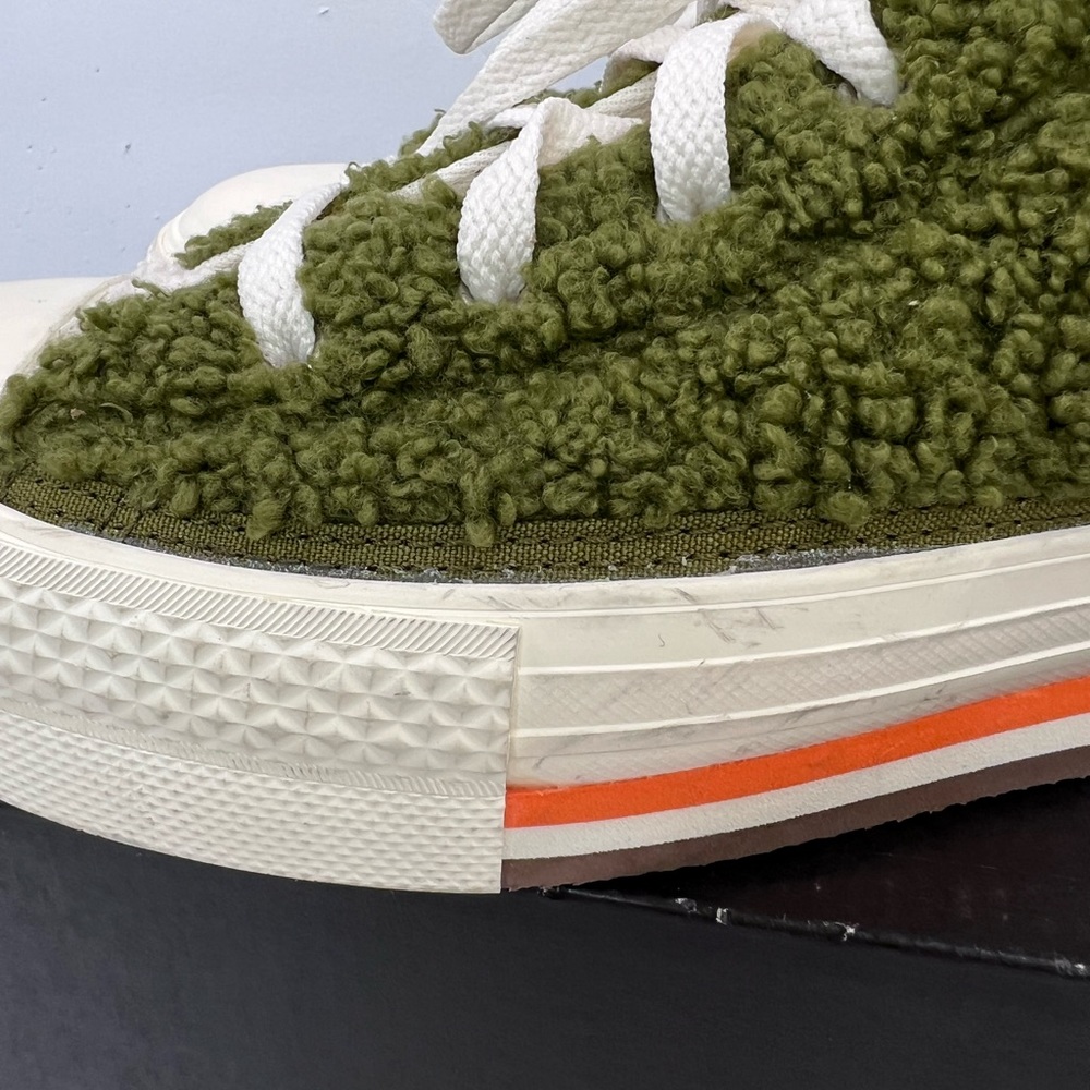 CONVERSE💯CHUCK TAYLOR ALL STAR SHERPA PLATFORM“DARK MOSS BOLD MANDARIN” SIZE 6 - Picture 9 of 13